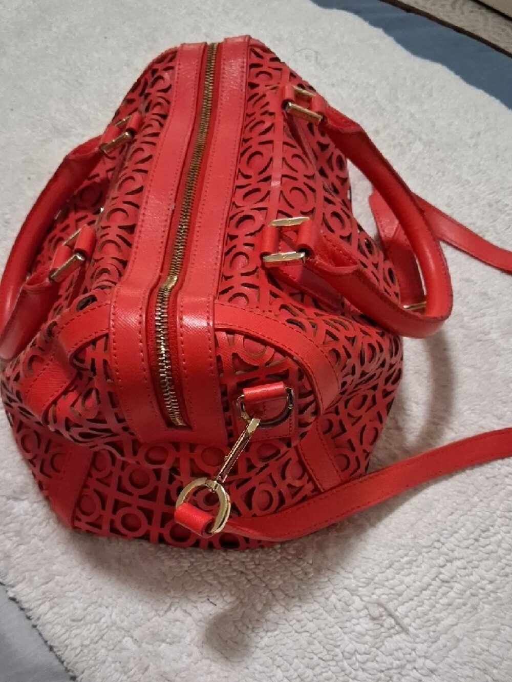 Tory Burch Red Perforated Leather Satchel with Removable Strap - Picture 8 of 15